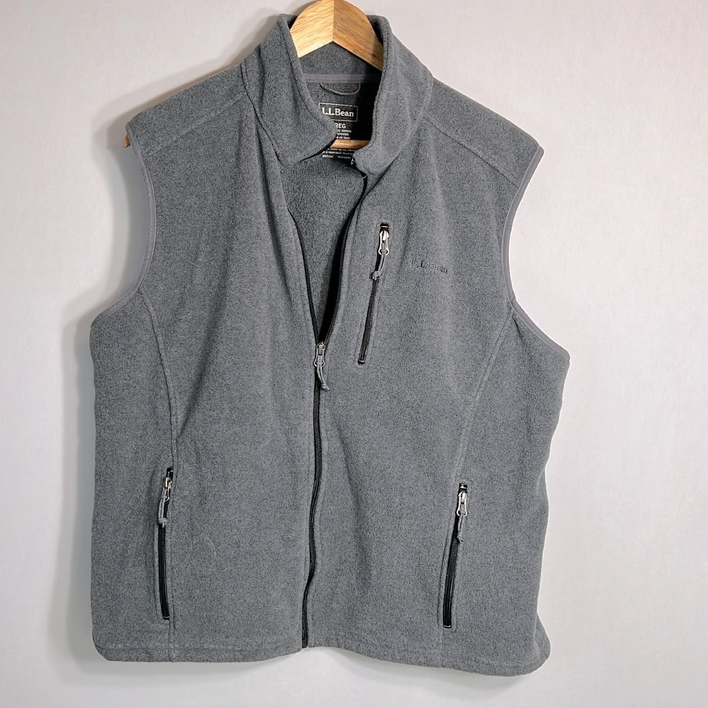 L.L. Bean Polartec Gray Zippered Vest size L Reg